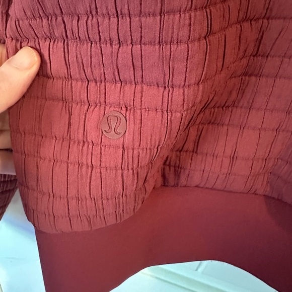 Lululemon serene travels bomber reversible jacket in Chianti red size 12 - Picture 4 of 10